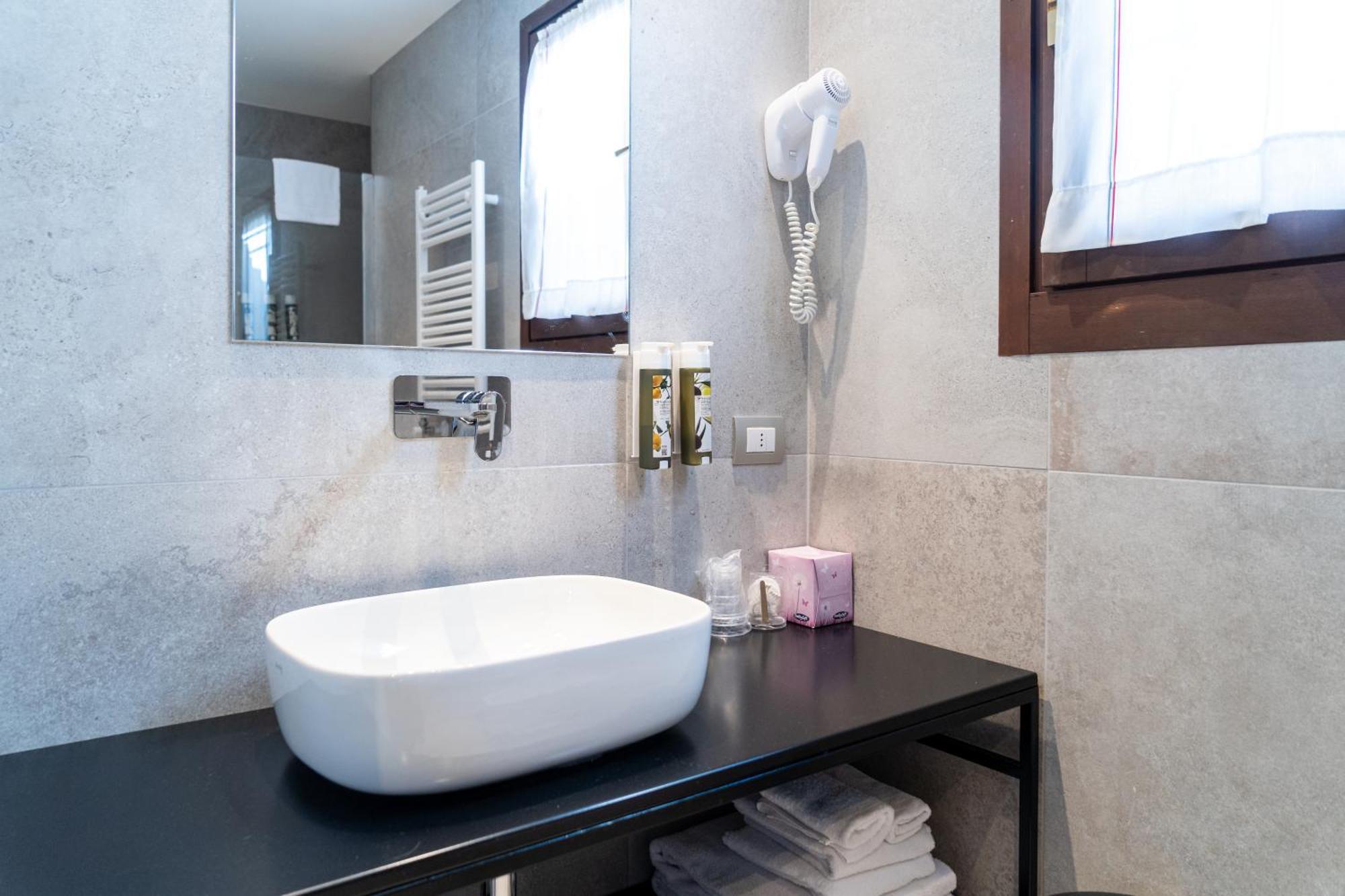 Hotel Desiree - Garda Collection Sirmione