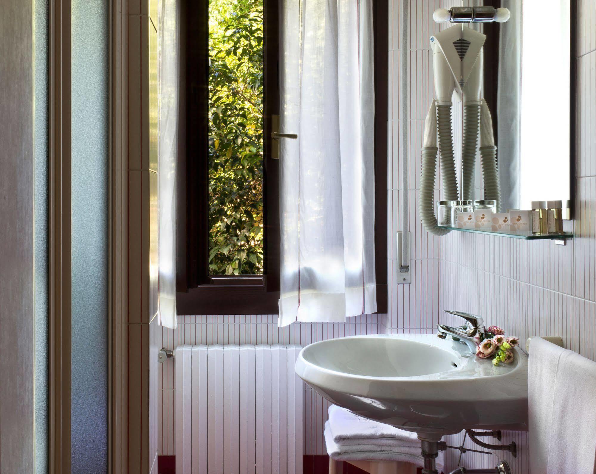 Desiree - Garda Collection Sirmione